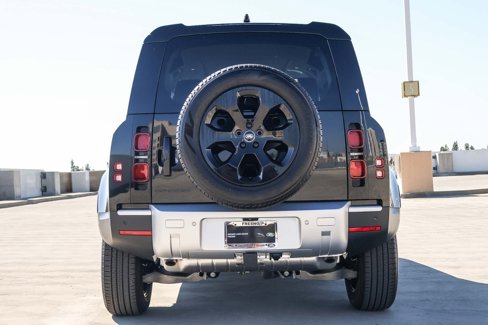 New 2025 Land Rover Defender 110 S image 5