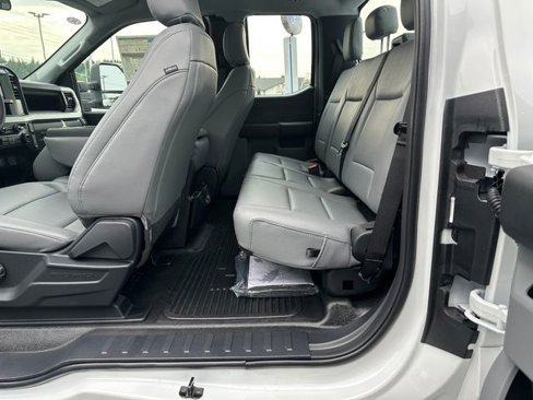 New 2025 Ford F250 XL image 18