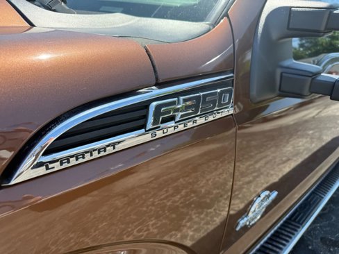 Used 2011 Ford F350 Lariat w/ Lariat Interior Pkg image 11