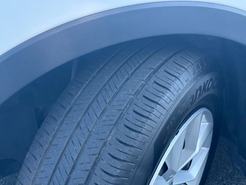 Used 2024 Honda CR-V LX image 9