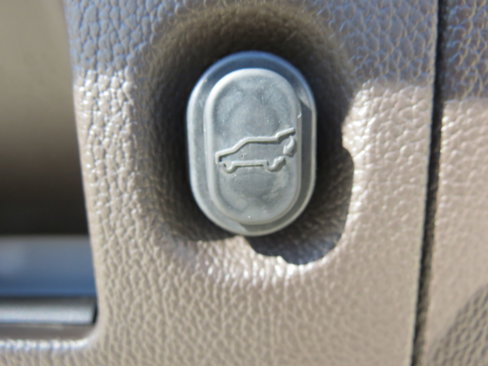 Used 2015 Chevrolet Tahoe LTZ image 47