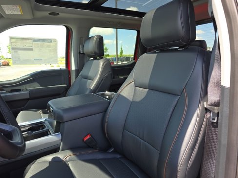 New 2025 Ford F250 Lariat w/ Lariat Ultimate Package image 13