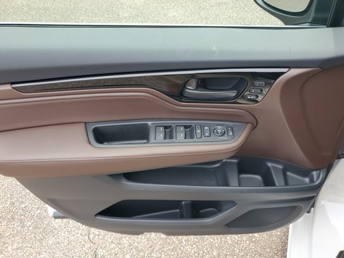 New 2026 Honda Odyssey Touring image 10