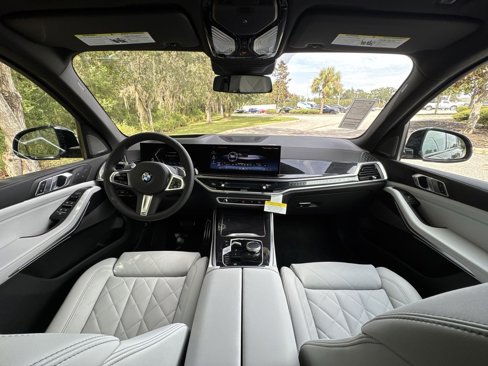 New 2026 BMW X5 xDrive40i w/ M Sport Package image 25