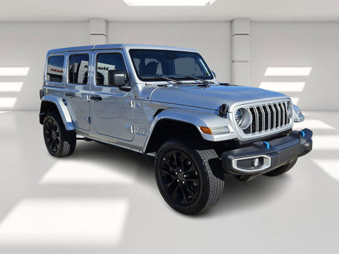 Certified 2024 Jeep Wrangler Unlimited Sahara image 7