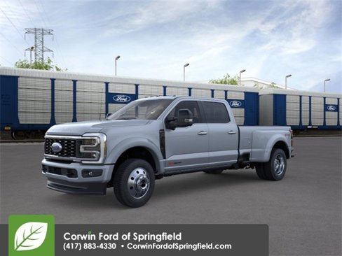 New 2026 Ford F450 Platinum image 1
