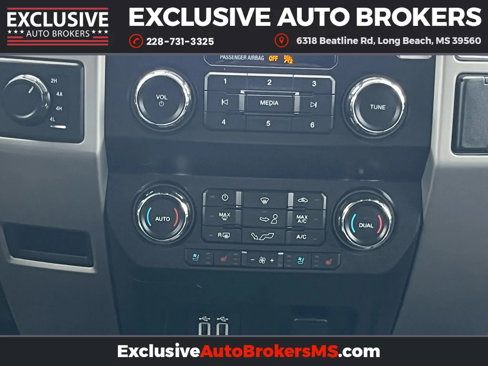 Used 2020 Ford F150 Lariat image 34