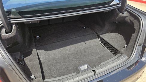 Used 2018 BMW 530e w/ Premium Package 2 image 22