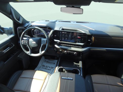 Used 2025 Chevrolet Silverado 2500 High Country image 12