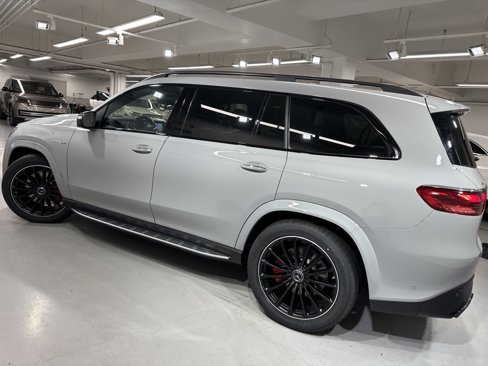 New 2026 Mercedes-Benz GLS 63 AMG 4MATIC image 13