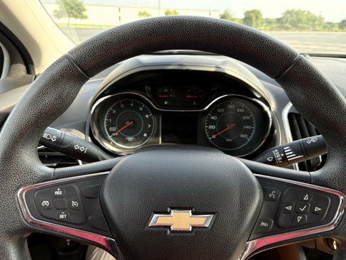 Used 2018 Chevrolet Cruze LT image 42
