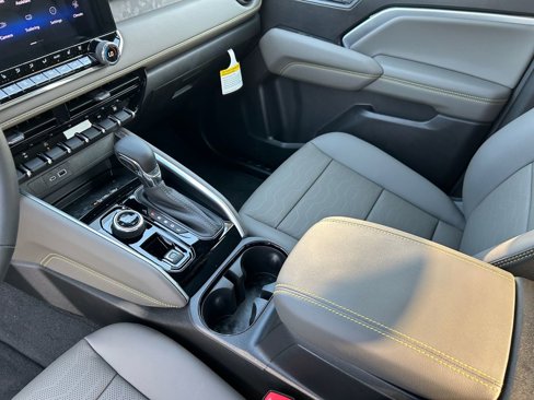 New 2026 Chevrolet Colorado ZR2 w/ Technology Package image 20