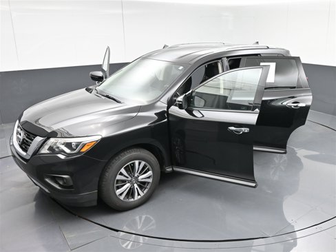 Used 2020 Nissan Pathfinder SV image 38