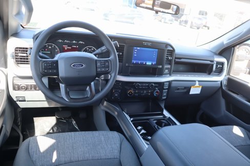New 2025 Ford F250 XLT w/ FX4 Off-Road Package image 2