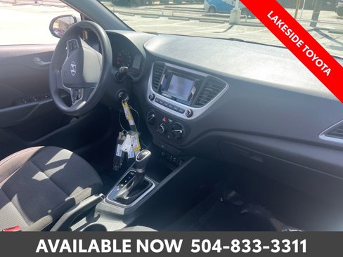 Used 2021 Hyundai Accent SE image 15