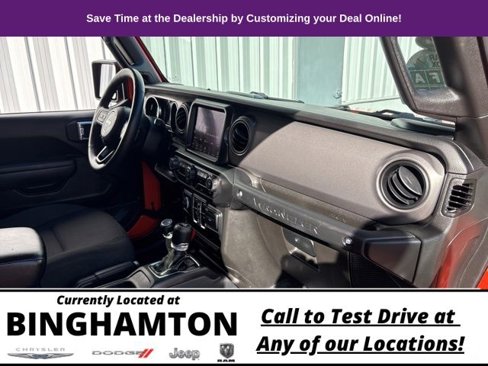 Used 2023 Jeep Wrangler Unlimited w/ Cold Weather Group image 28