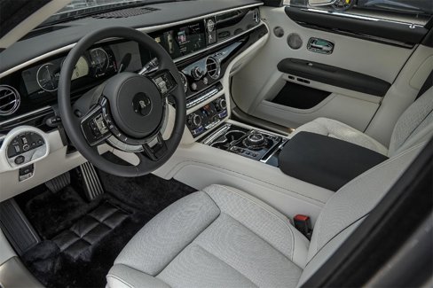 New 2025 Rolls-Royce Ghost image 17