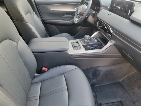 New 2025 MAZDA CX-70 Plug-In Hybrid w/ Premium Pkg image 15