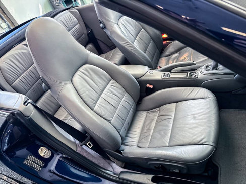 Used 2001 Porsche 911 Carrera image 31