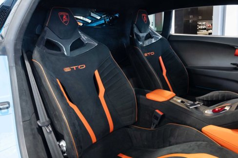 Used 2022 Lamborghini Huracan STO image 14