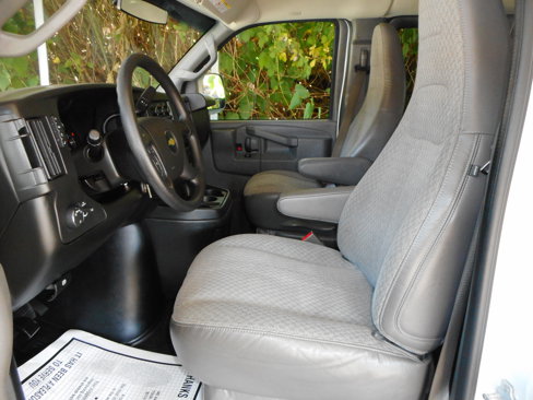Used 2016 Chevrolet Express 3500 LT w/ LT Preferred Equipment Group image 12