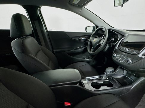 Used 2025 Chevrolet Malibu LT image 28