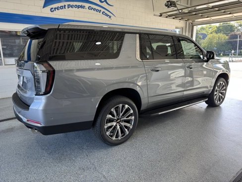 New 2026 Chevrolet Suburban High Country w/ Sun And Tow Package image 14