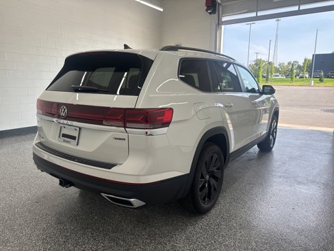 New 2026 Volkswagen Atlas SE image 4