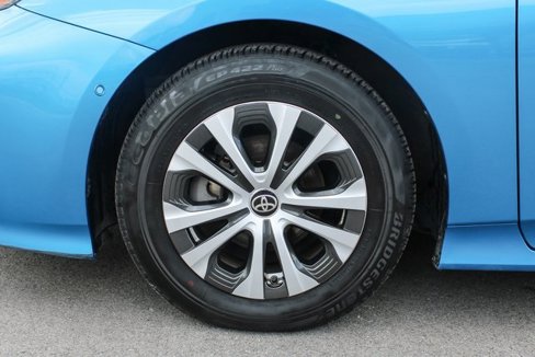 Used 2022 Toyota Prius LE image 40