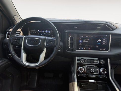 Used 2021 GMC Yukon Denali w/ LPO, Illumination Package image 8