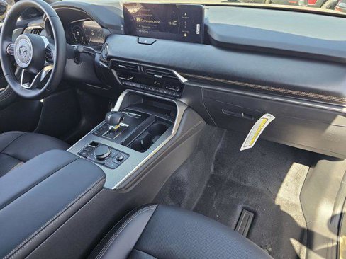 New 2025 MAZDA CX-70 Plug-In Hybrid w/ Premium Plus image 17