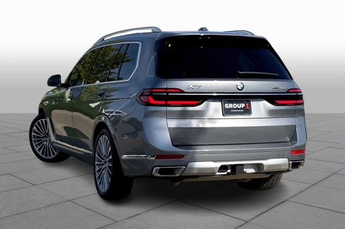 Used 2024 BMW X7 xDrive40i w/ Premium Package image 11