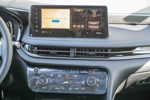 New 2026 INFINITI QX60 Luxe w/ Cargo Package image 13