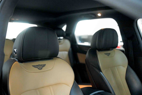 Used 2018 Bentley Bentayga image 80