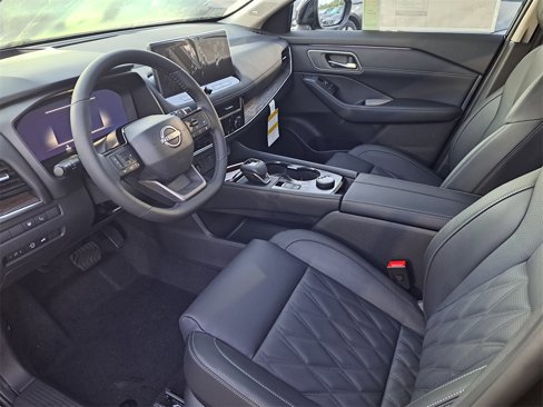 New 2026 Nissan Rogue Platinum image 7