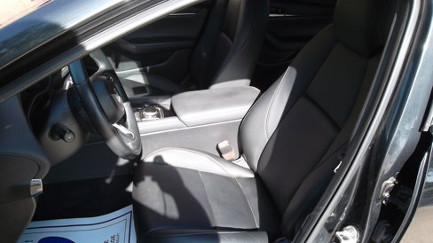 Used 2020 MAZDA MAZDA3 AWD Hatchback w/ Preferred Pkg image 8