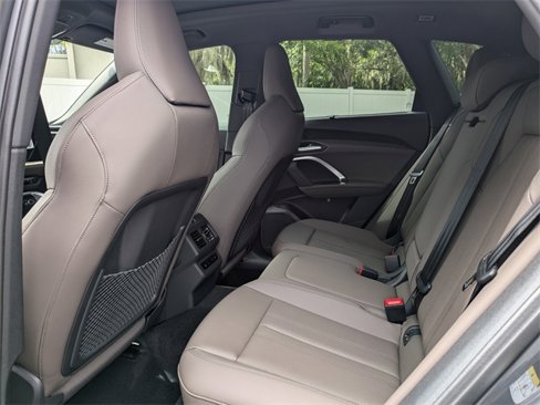 New 2025 Audi Q5 Prestige image 5