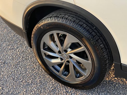 Used 2015 Nissan Rogue SL w/ SL Premium Package image 19