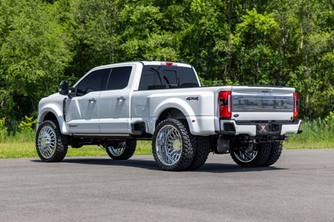 Used 2025 Ford F450 Platinum w/ Platinum Plus Package image 11