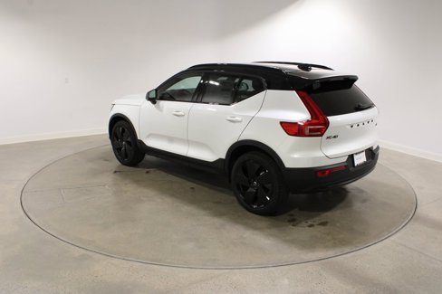 New 2026 Volvo XC40 B5 Ultra w/ Climate Package image 4