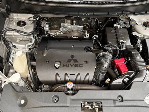 Used 2015 Mitsubishi Outlander Sport ES image 28