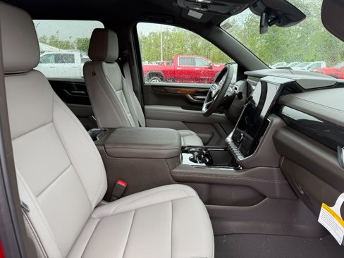 New 2025 GMC Yukon XL Elevation image 24