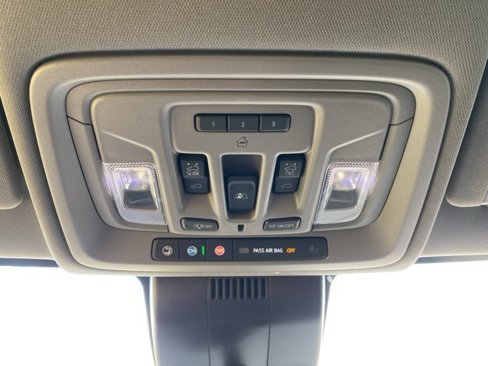 Used 2022 Chevrolet Silverado 1500 LT Trail Boss w/ Convenience Package II image 22