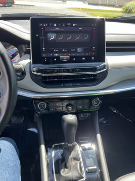 Used 2022 Jeep Compass Limited image 17