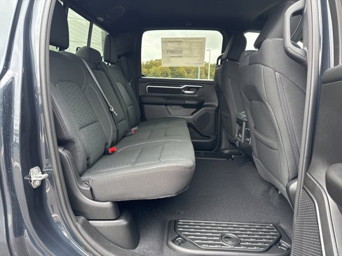 New 2026 RAM 1500 4x4 Crew Cab image 12