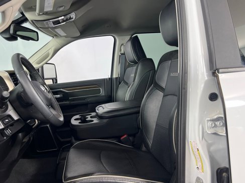 Used 2024 RAM 2500 Laramie image 23