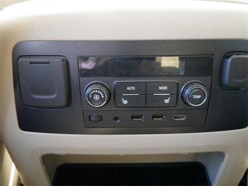 Used 2019 GMC Yukon Denali w/ Denali Ultimate Package image 11