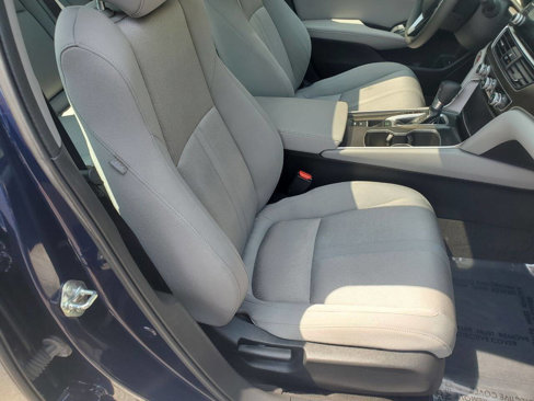 Used 2018 Honda Accord EX image 9