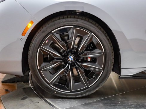 New 2026 BMW i7 eDrive50 image 12