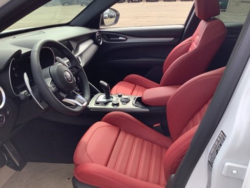 New 2025 Alfa Romeo Stelvio Sprint w/ Veloce Package image 18